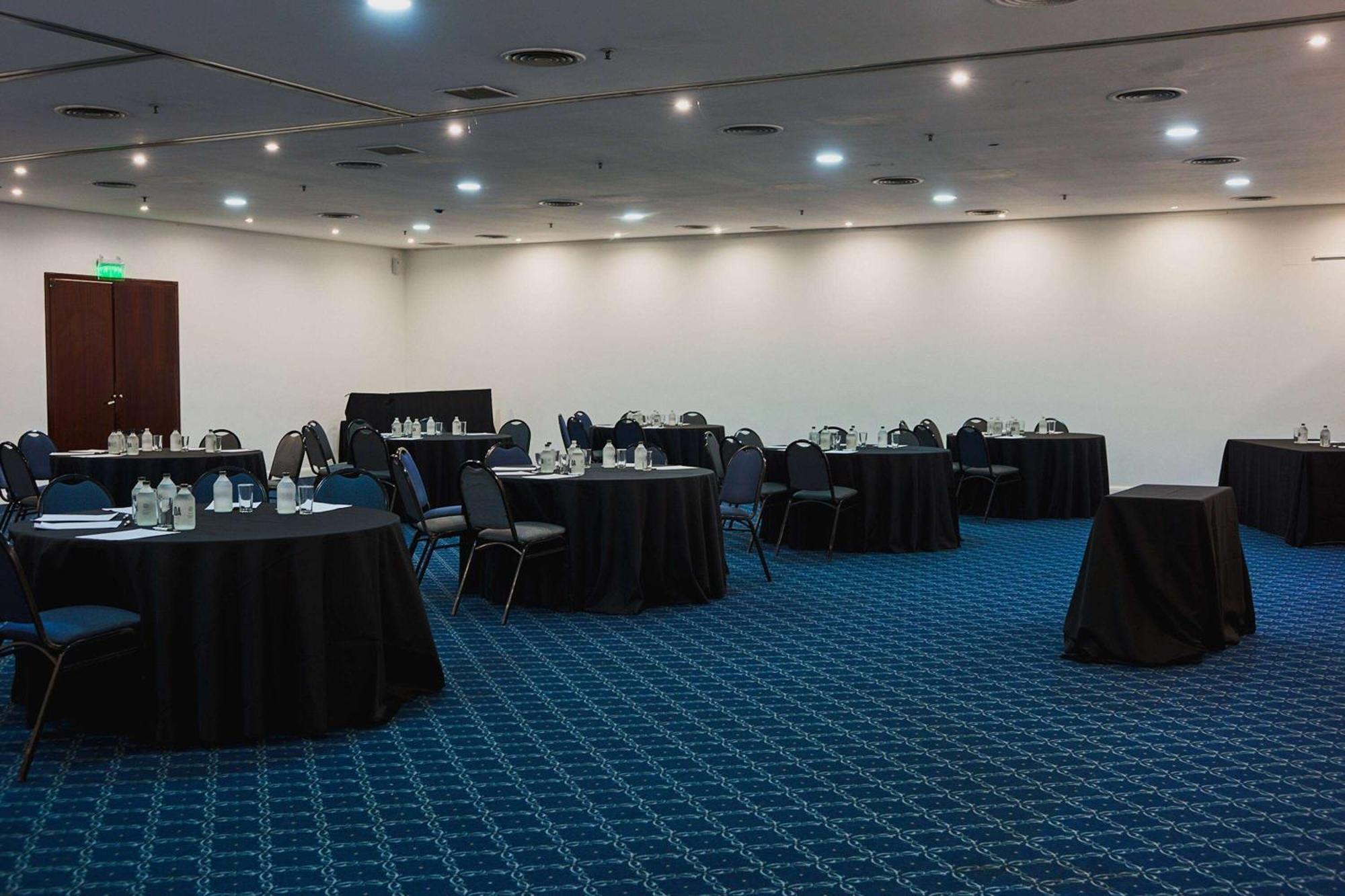 Hotel Dazzler By Wyndham Buenos Aires San Martin Zewnętrze zdjęcie