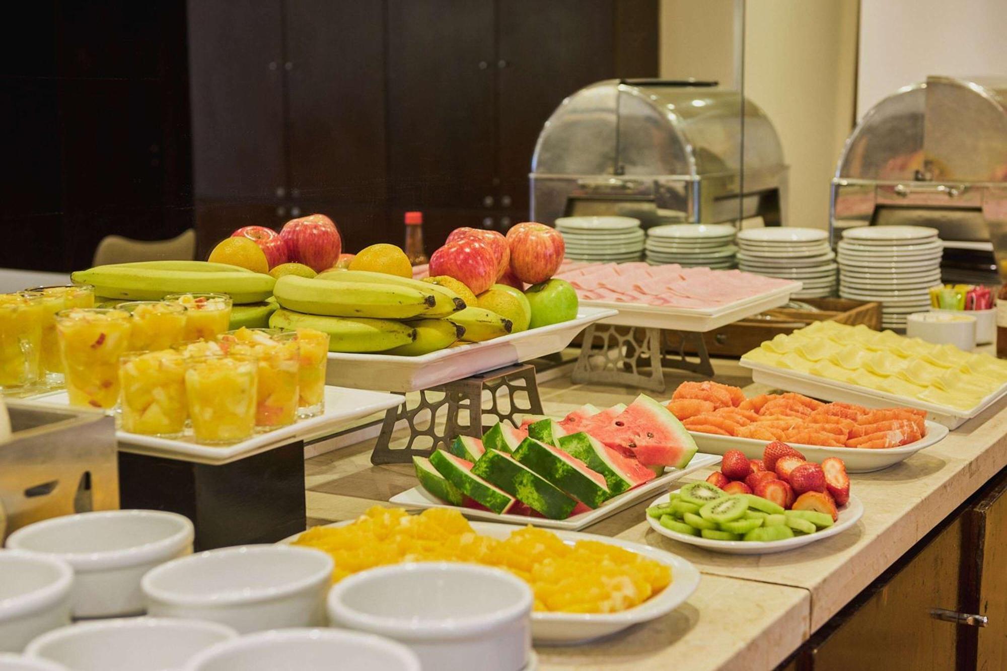 Hotel Dazzler By Wyndham Buenos Aires San Martin Zewnętrze zdjęcie